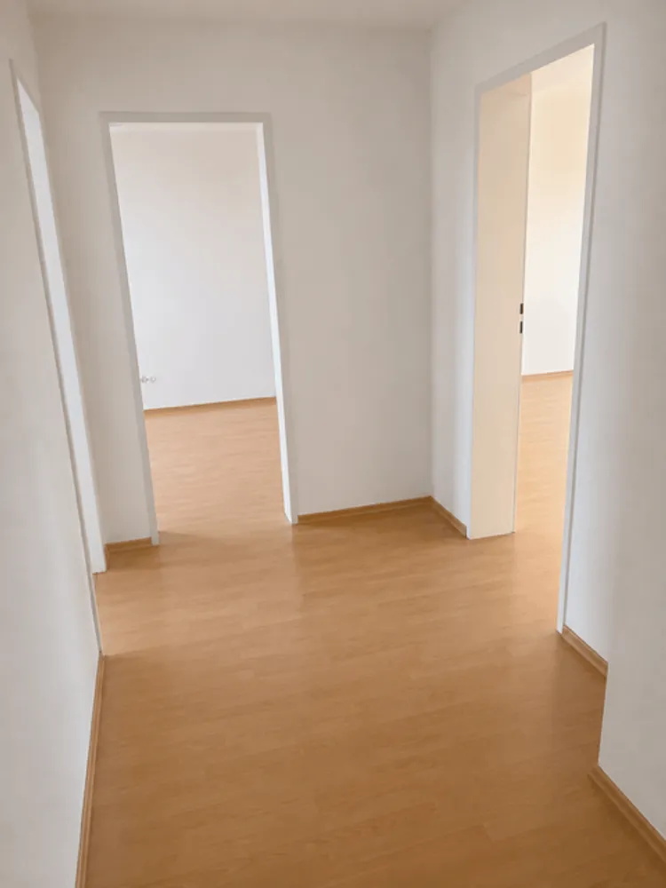 3 Zimmer Wohnung mit 69 m² in Frankfurt am Main – Bild 3
