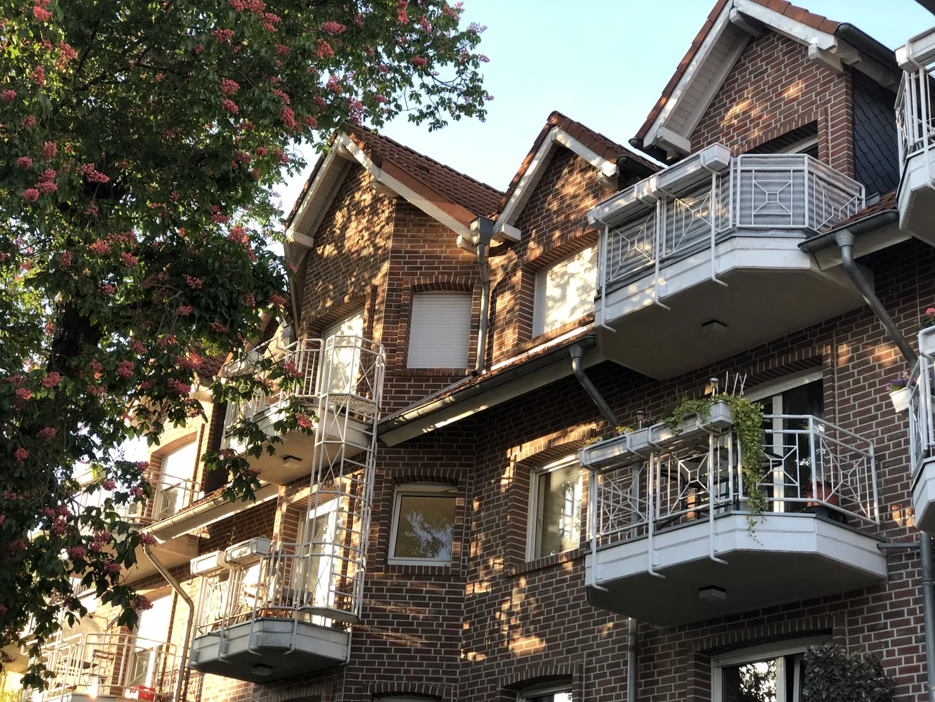 4 Zimmer Wohnung mit 101 m² in Hilden – Bild 4