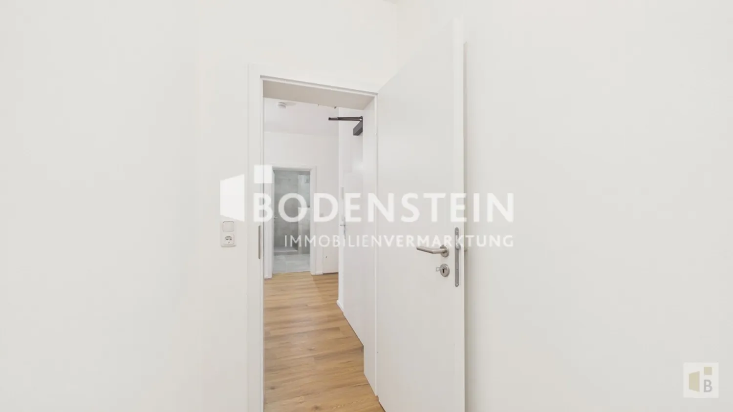 2 Zimmer Wohnung mit 68 m² in Wiesbaden – Bild 2