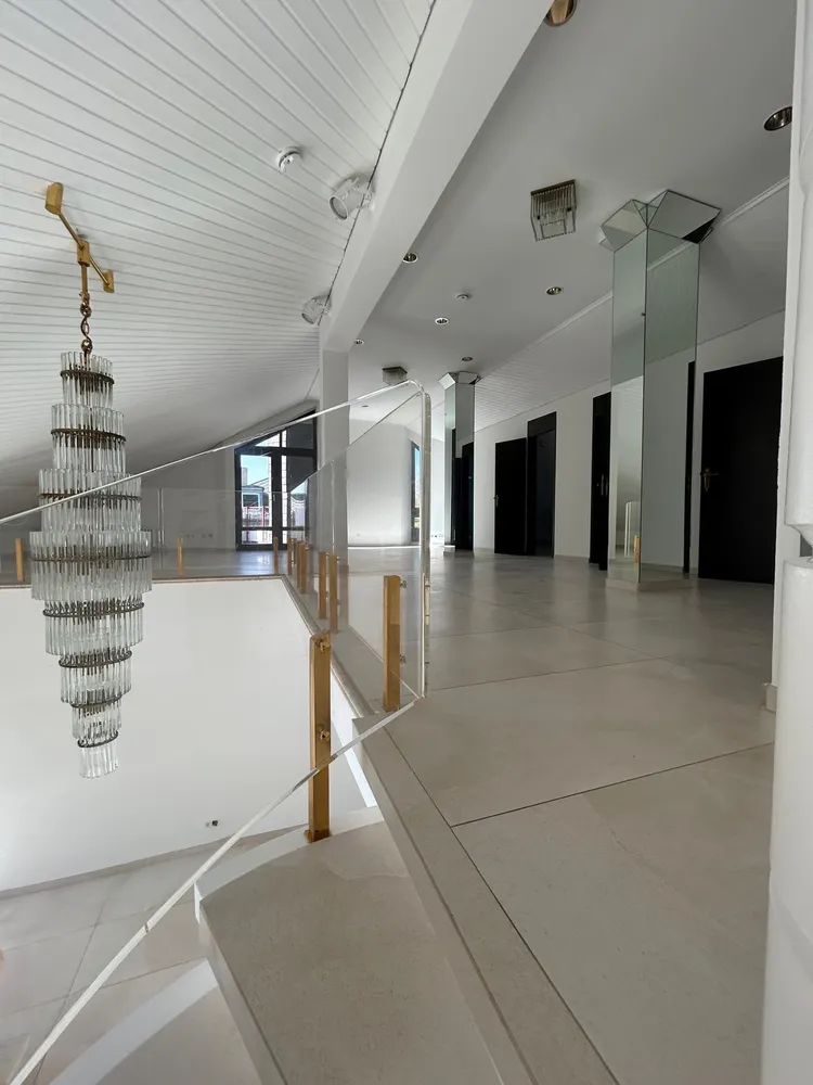 4 Zimmer Wohnung mit 162 m² in Wiesbaden – Bild 6