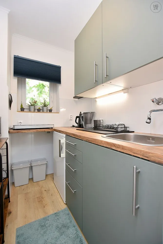 1 room apartment with 30 m² in Stuttgart – Photo 3