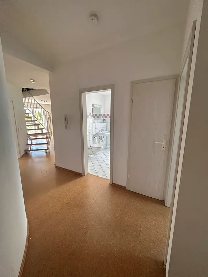 3 Zimmer Wohnung mit 81 m² in Erlangen – Bild 2