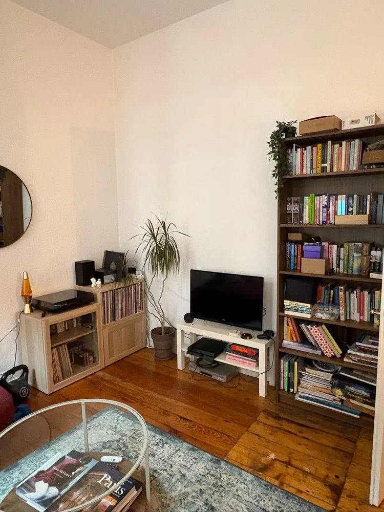 2 Zimmer Wohnung mit 49 m² in Köln – Bild 1