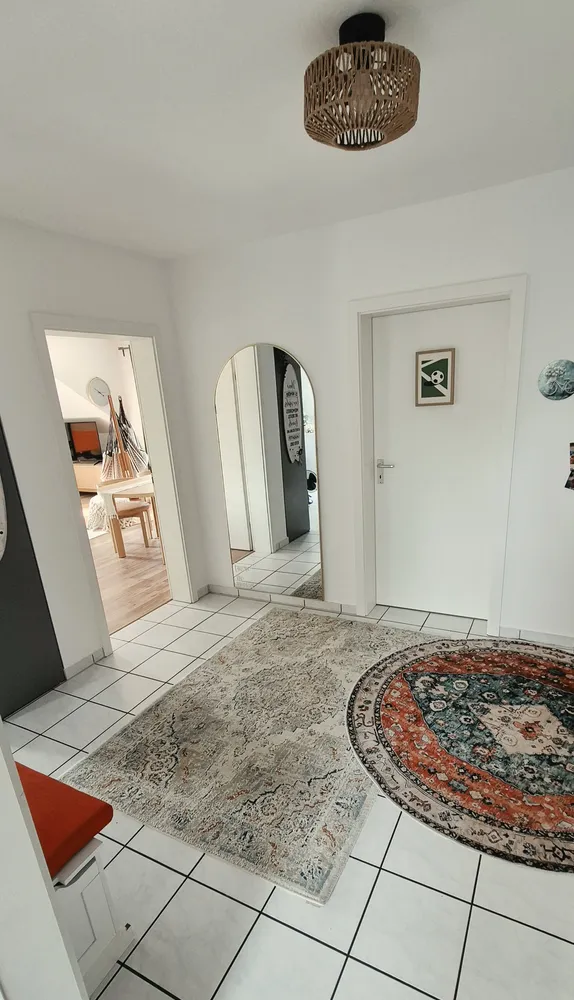 4 Zimmer Wohnung mit 90 m² in Neuss – Bild 2