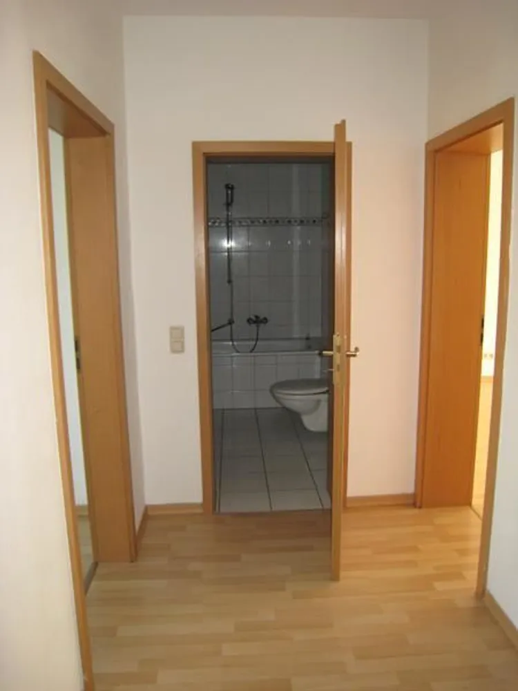 2 Zimmer Wohnung mit 67 m² in Chemnitz – Bild 5