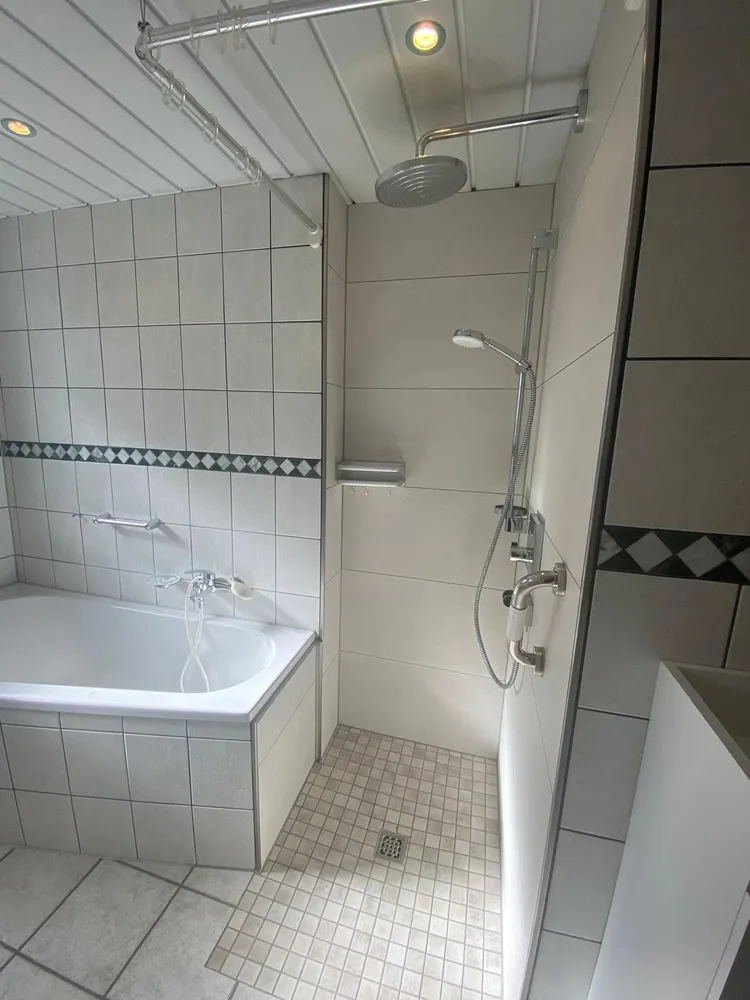 2 Zimmer Wohnung mit 70 m² in Leverkusen – Bild 3