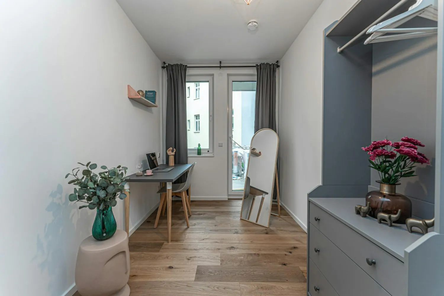 Shared room with 14 m² in Berlin – Photo 3