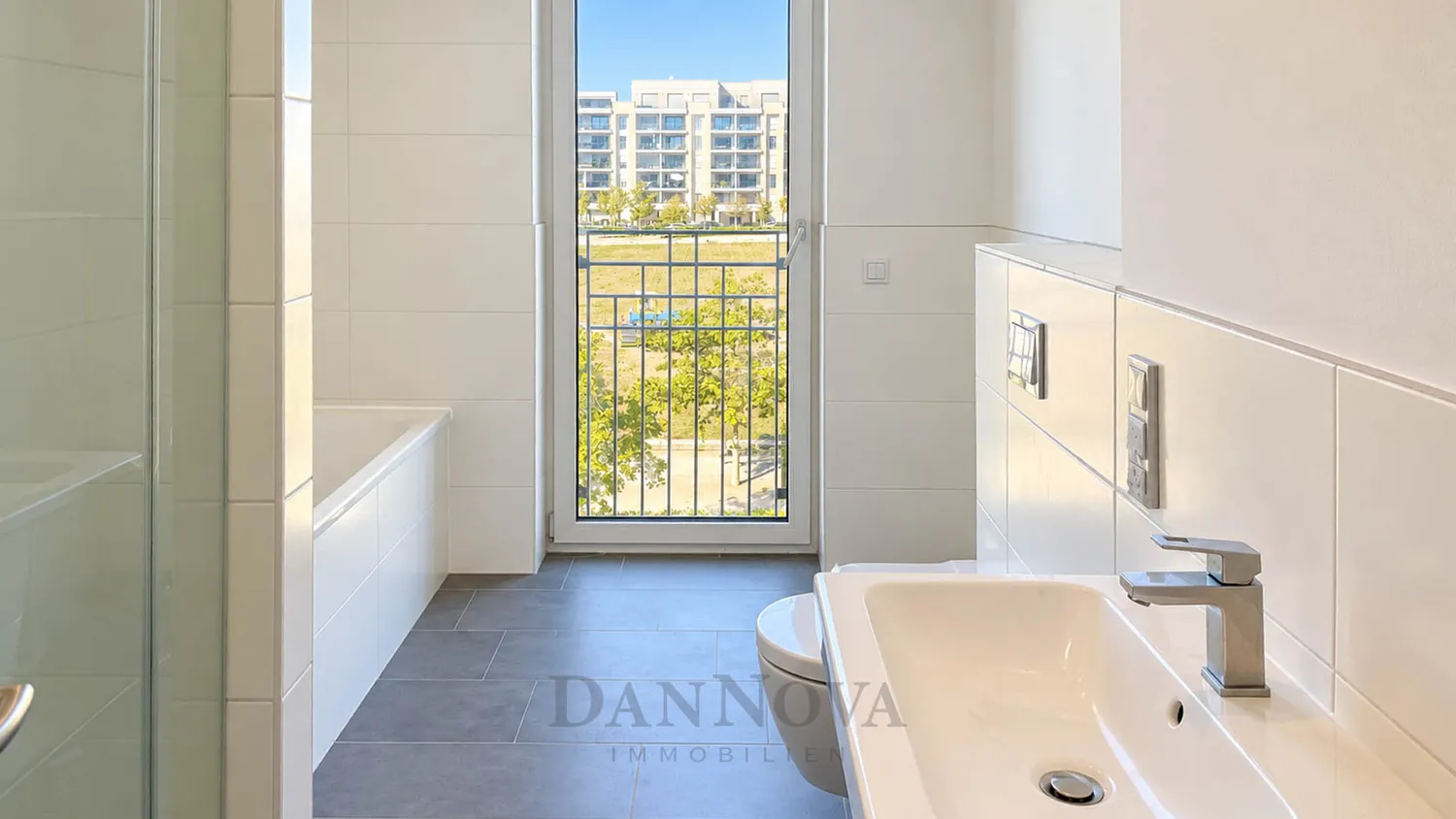 2 room apartment with 63 m² in Frankfurt am Main – Photo 3