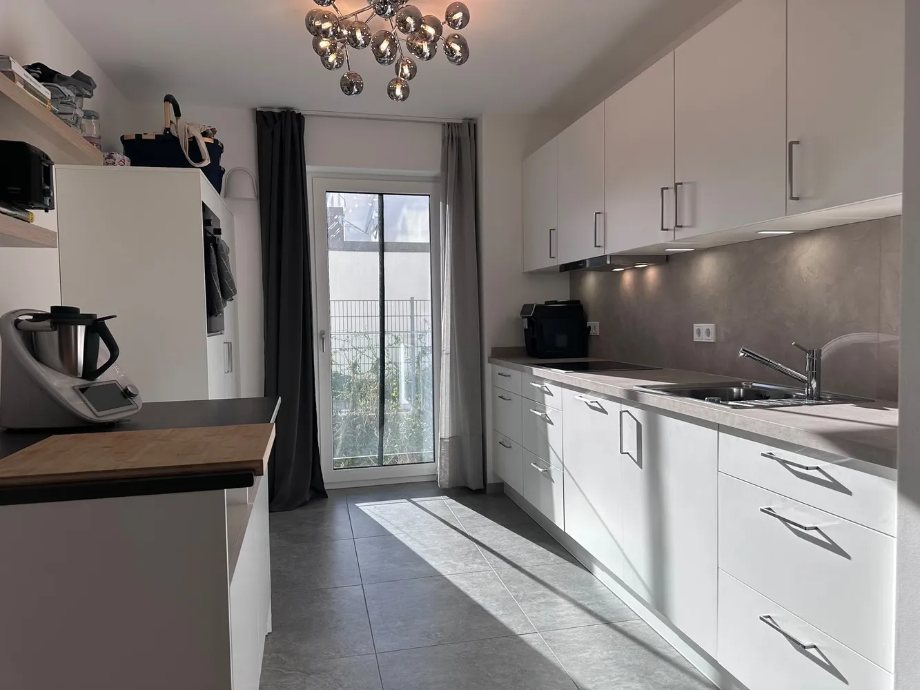 3 Zimmer Wohnung mit 99 m² in München – Bild 2