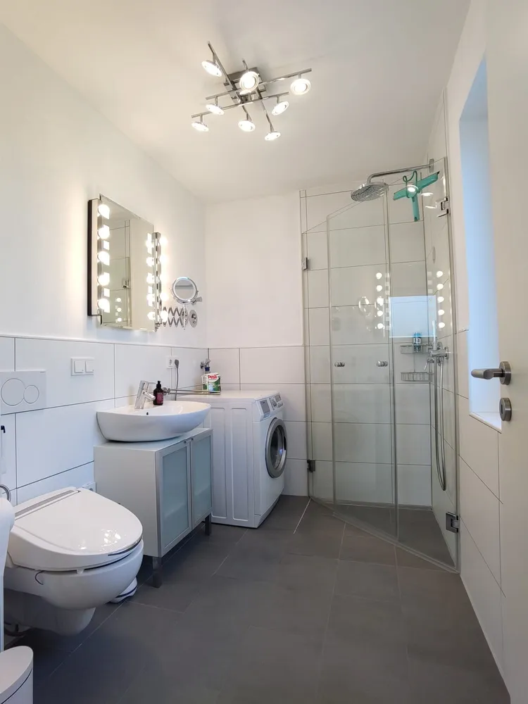 2 Zimmer Wohnung mit 52 m² in Düsseldorf – Bild 2