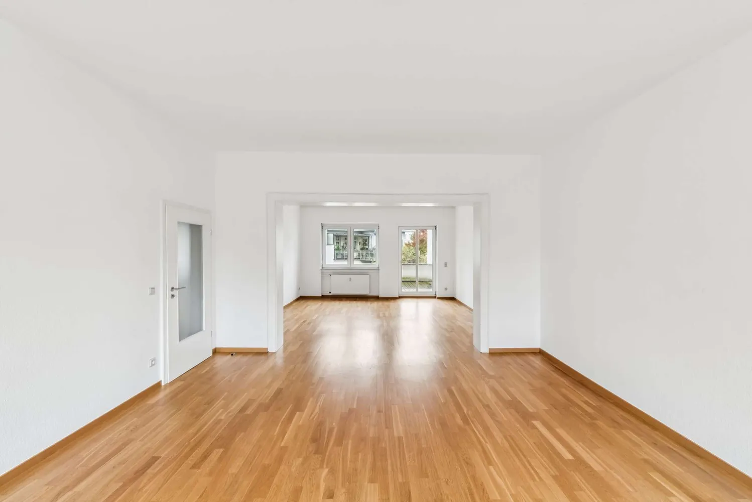 5 Zimmer Wohnung mit 150 m² in Saarbrücken – Bild 6