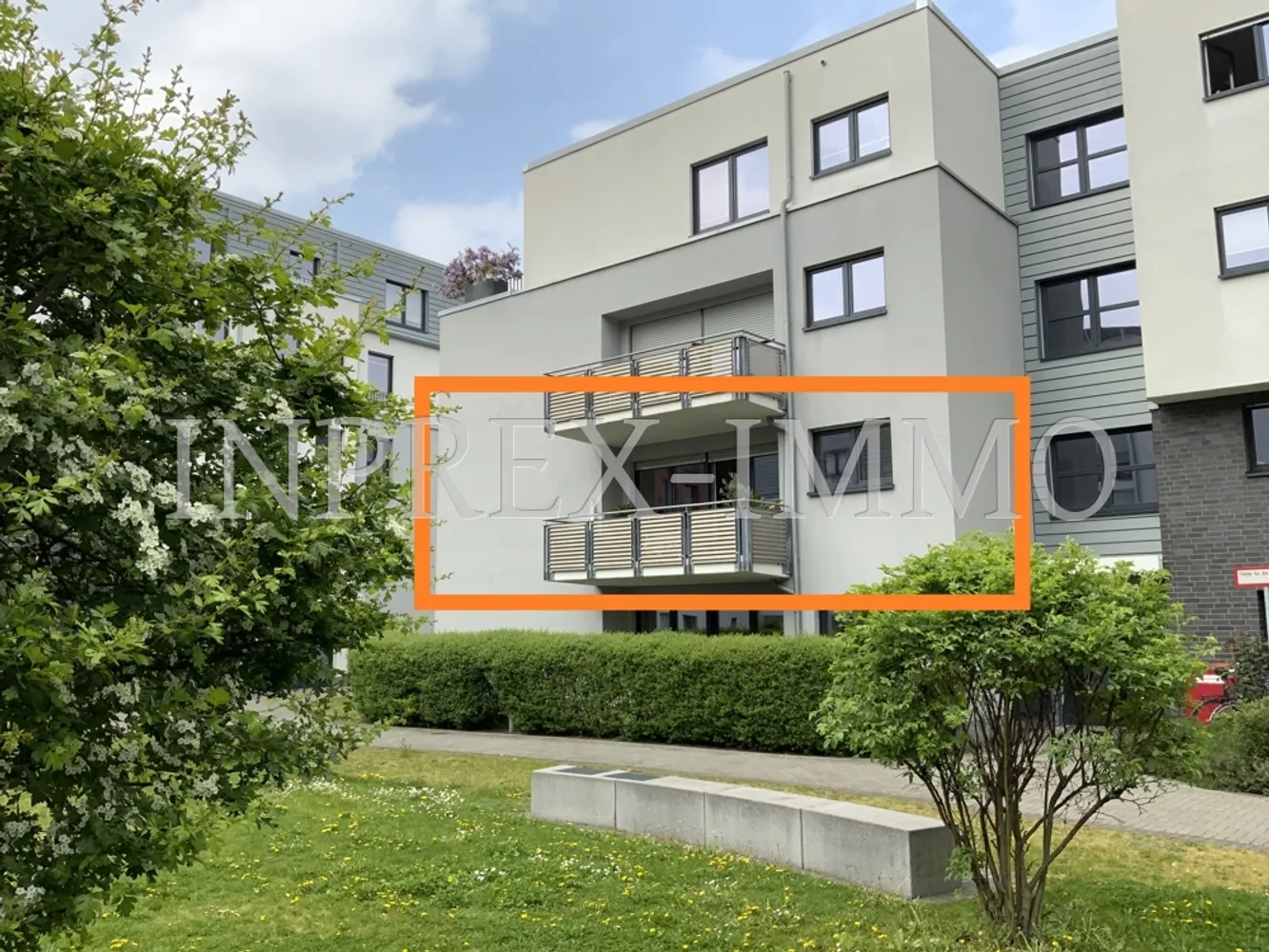 2 room apartment with 68 m² in Cologne – Photo 2