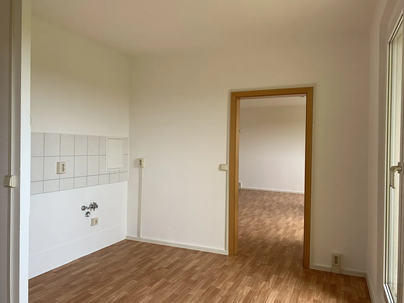 2 Zimmer Wohnung mit 62 m² in Bitterfeld-Wolfen – Bild 2