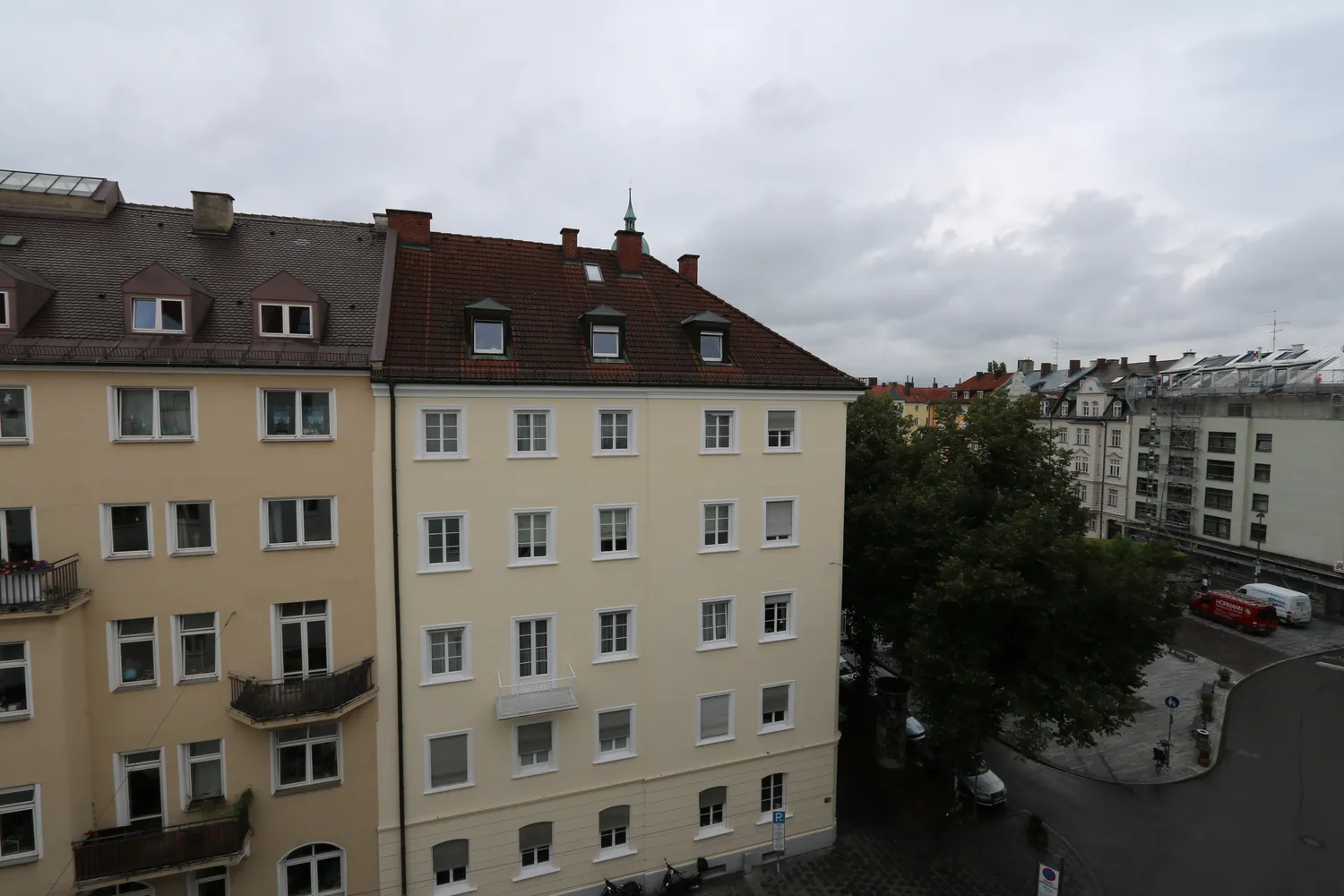 1 room apartment with 43 m² in Munich – Photo 3