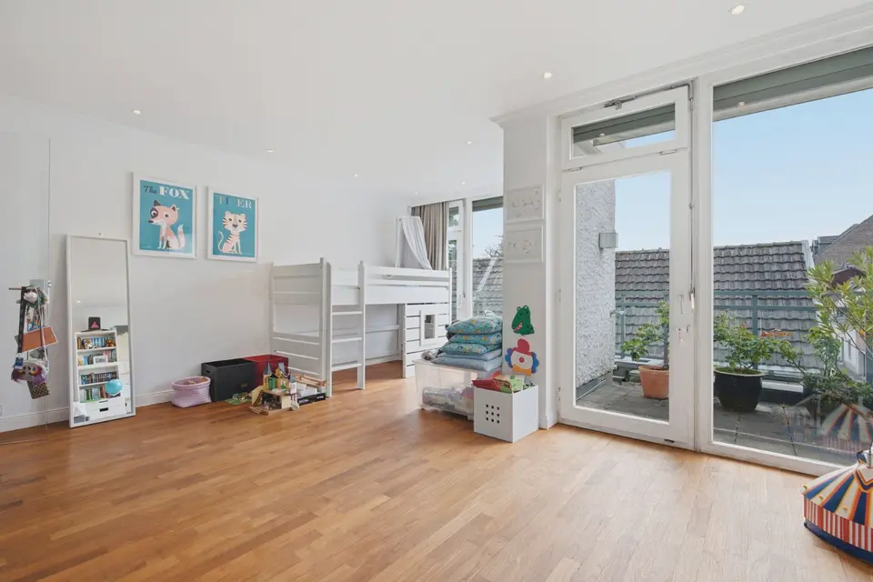 5 Zimmer Wohnung mit 231 m² in Brühl – Bild 9