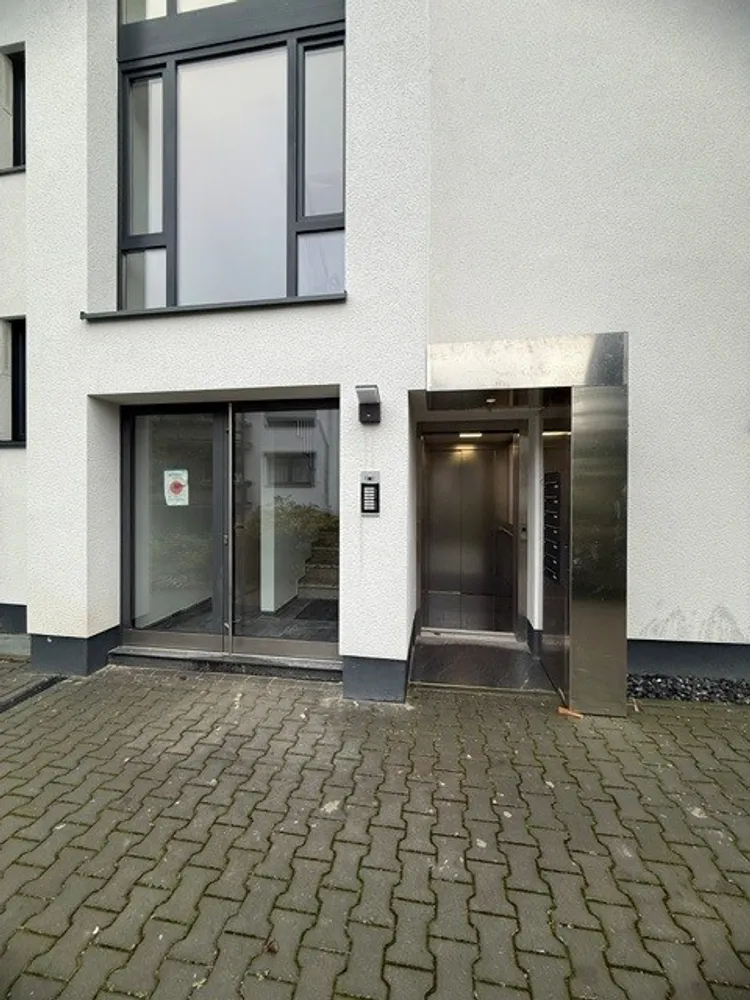 2 Zimmer Wohnung mit 66 m² in Solingen – Bild 2