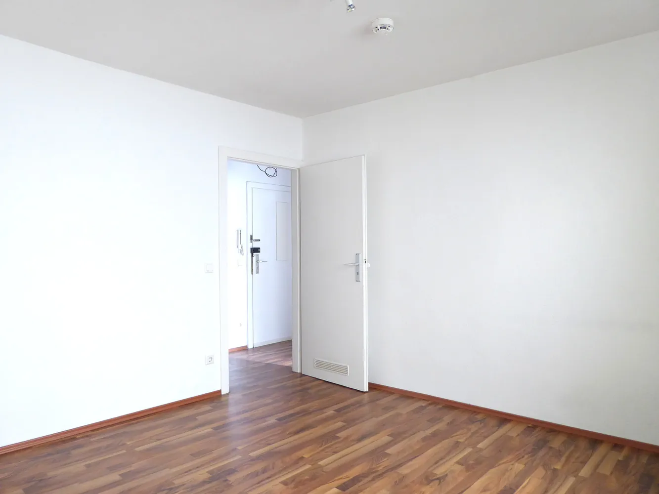 1 Zimmer Wohnung mit 26 m² in Frankfurt am Main – Bild 4