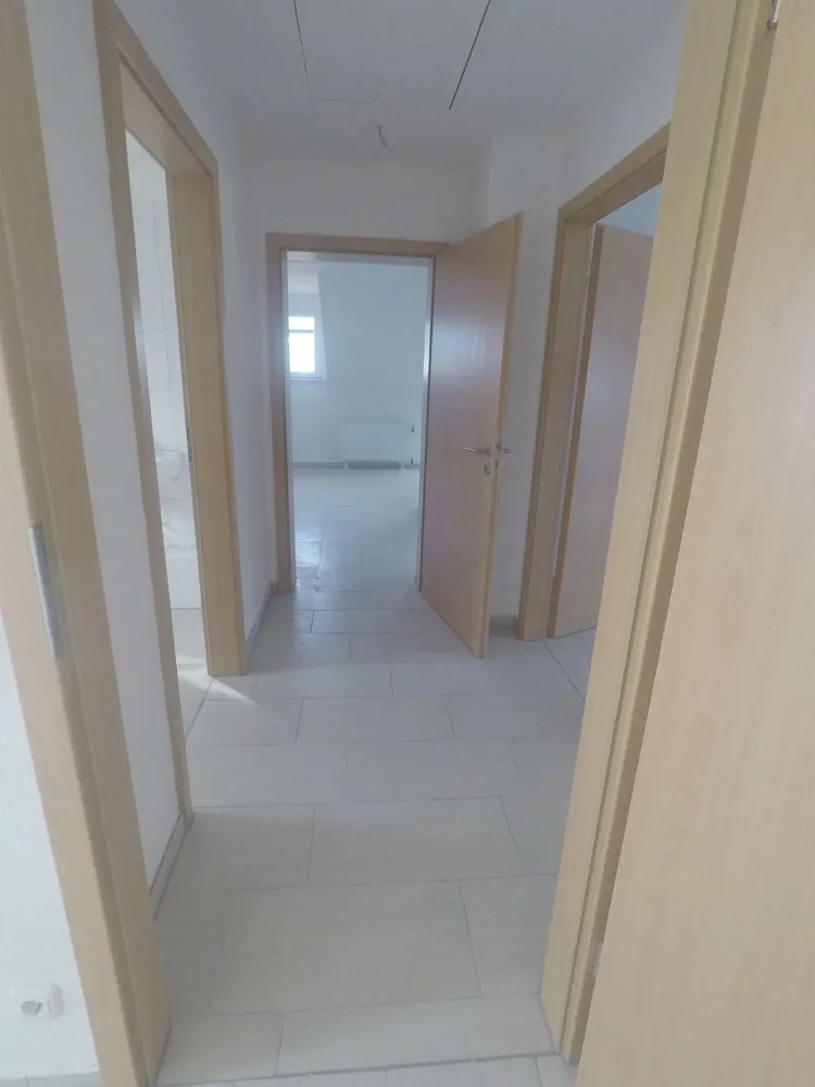 2 Zimmer Wohnung mit 75 m² in Krefeld – Bild 5