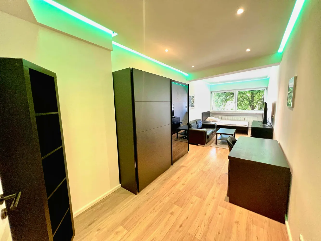 Shared room with 27 m² in Munich – Photo 5