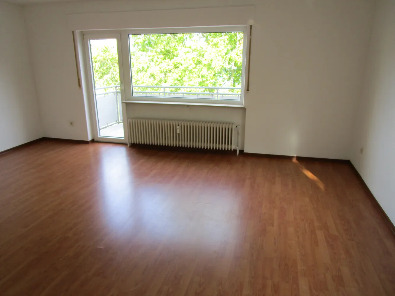 5 Zimmer Wohnung mit 109 m² in Frankfurt am Main – Bild 2