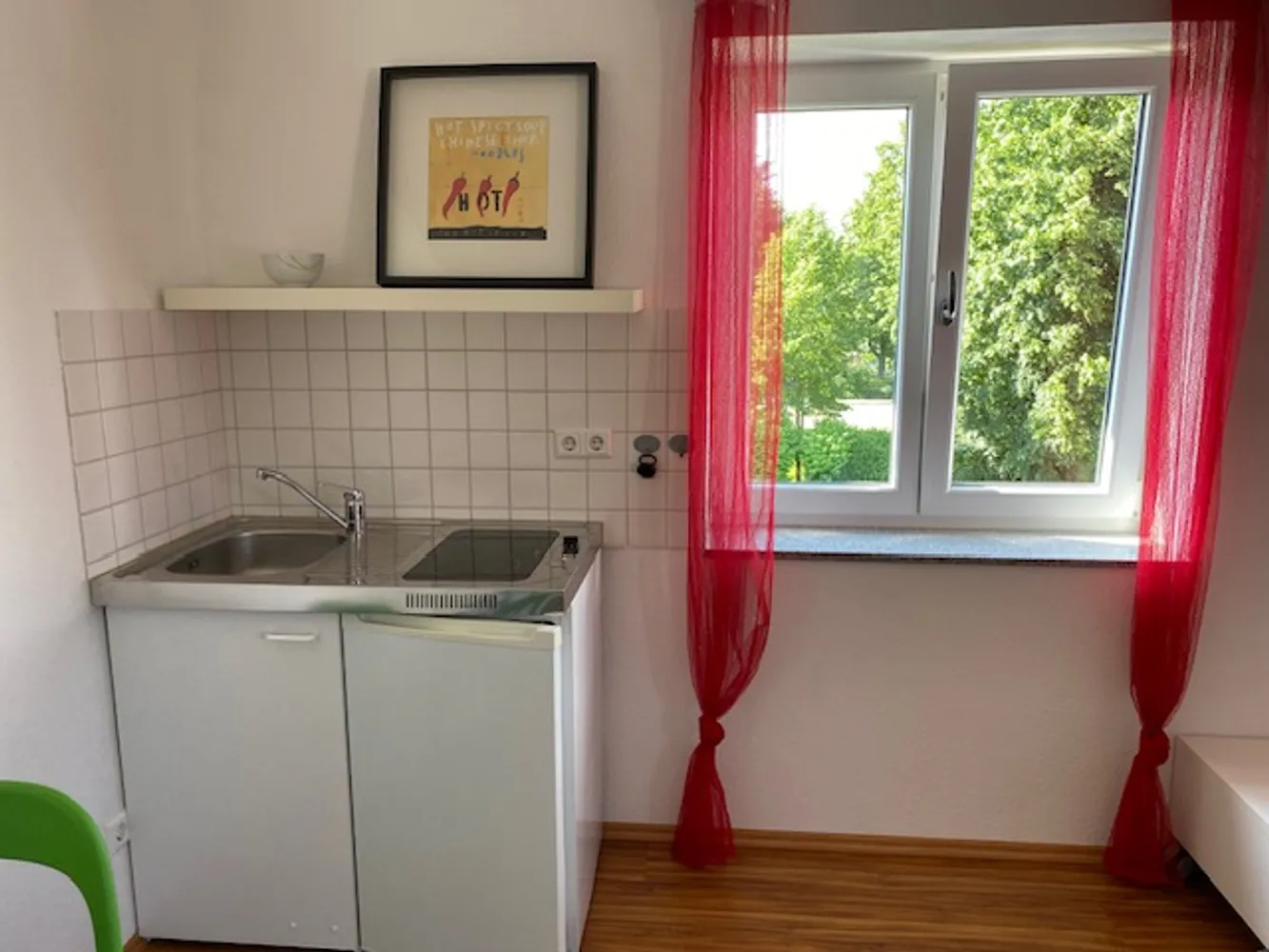 1 Zimmer Wohnung mit 33 m² in Karlsruhe – Bild 2