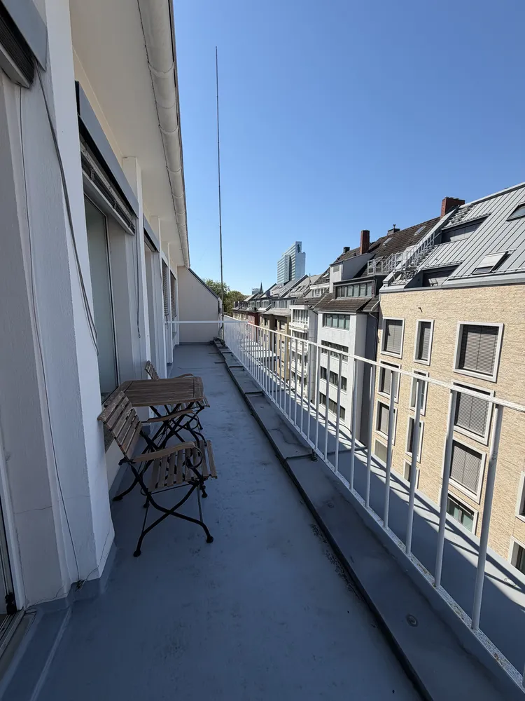 3 Zimmer Wohnung mit 75 m² in Düsseldorf – Bild 4