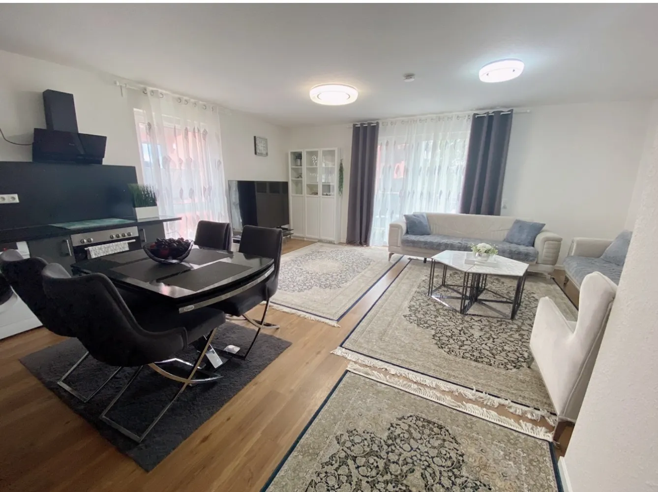 4 Zimmer Wohnung mit 99 m² in Duisburg – Bild 1
