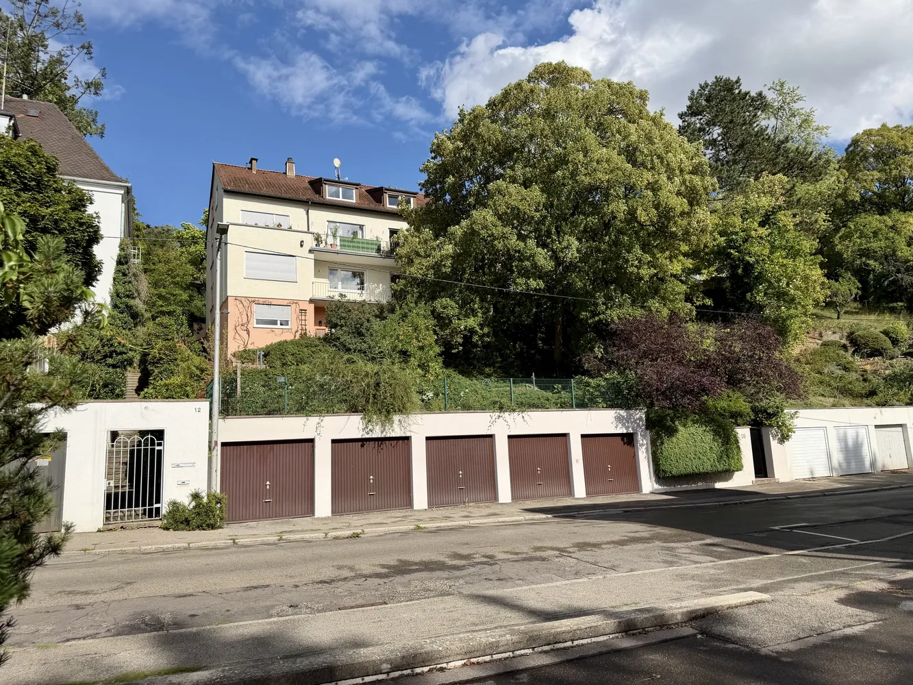 5 Zimmer Wohnung mit 131 m² in Stuttgart – Bild 1