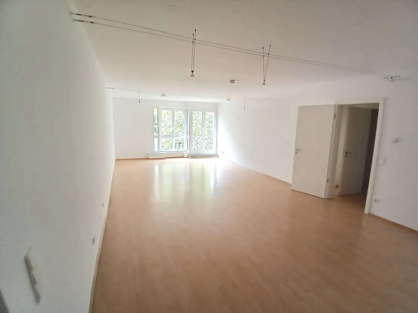 2 Zimmer Wohnung mit 86 m² in Berlin – Bild 1