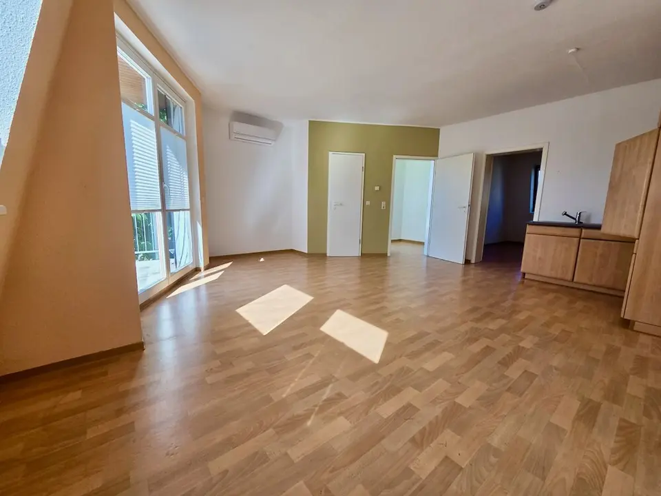 2 Zimmer Wohnung mit 50 m² in Radebeul – Bild 2