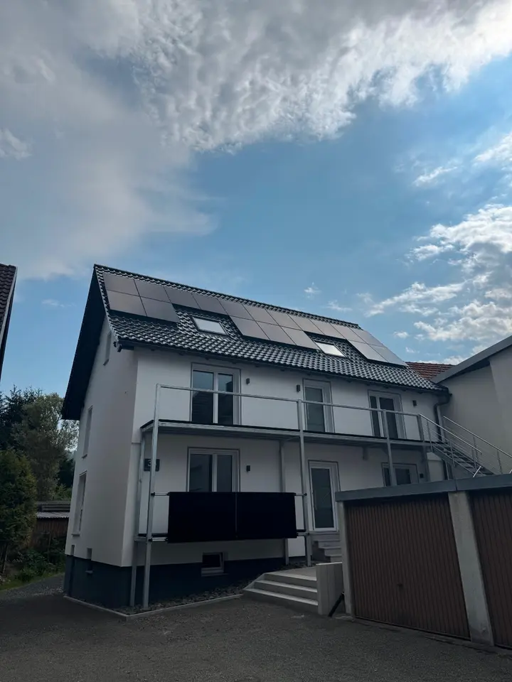 4 Zimmer Wohnung mit 130 m² in Schmalkalden – Bild 1