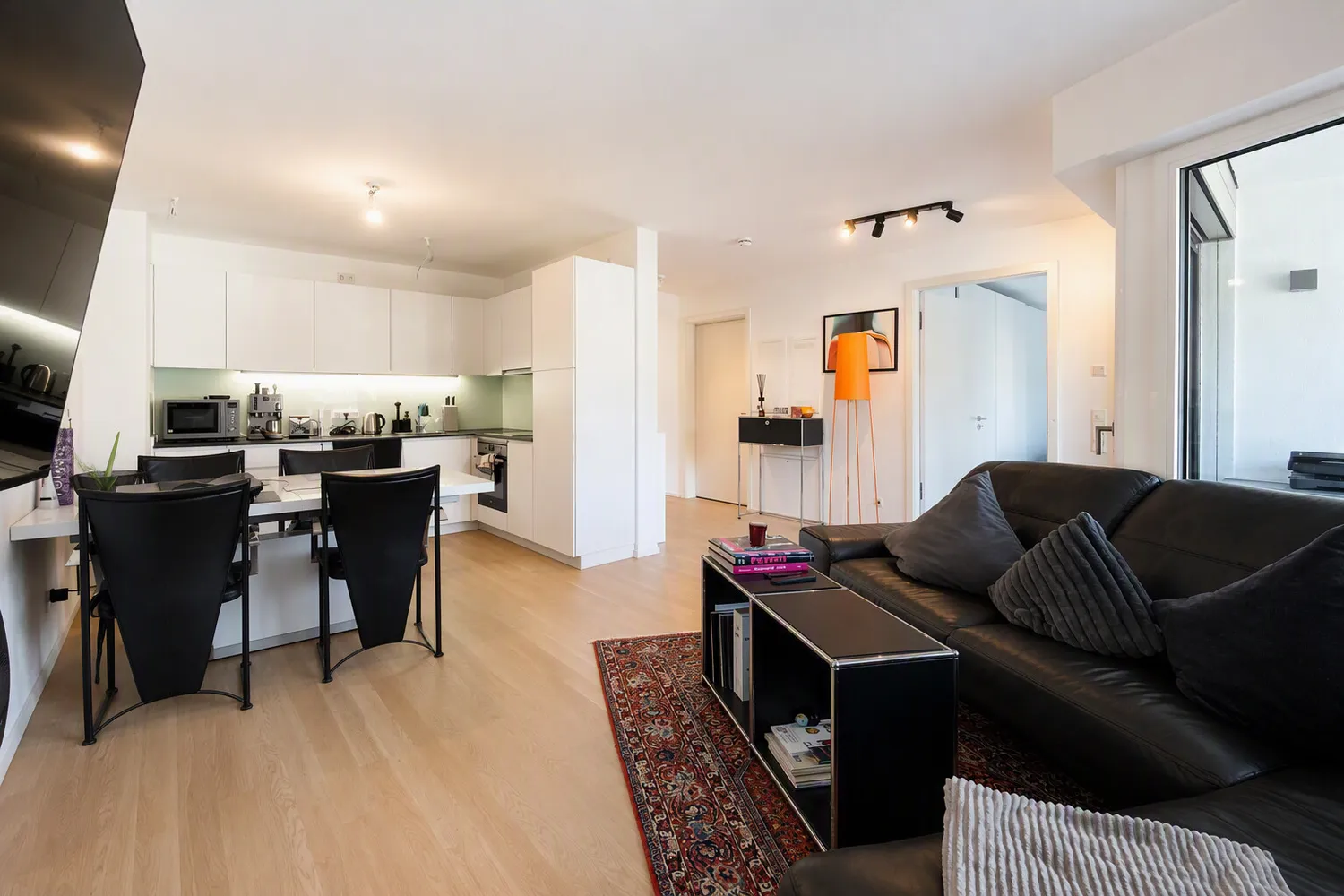 2 Zimmer Wohnung mit 56 m² in Stuttgart – Bild 3
