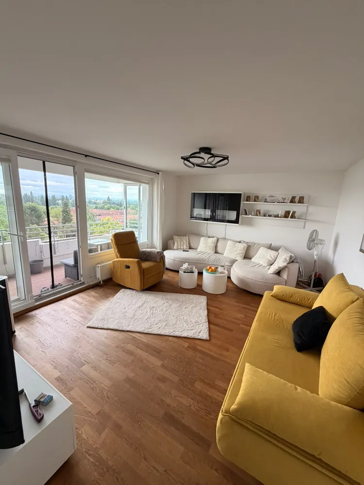 4 Zimmer Wohnung mit 87 m² in Hannover – Bild 1