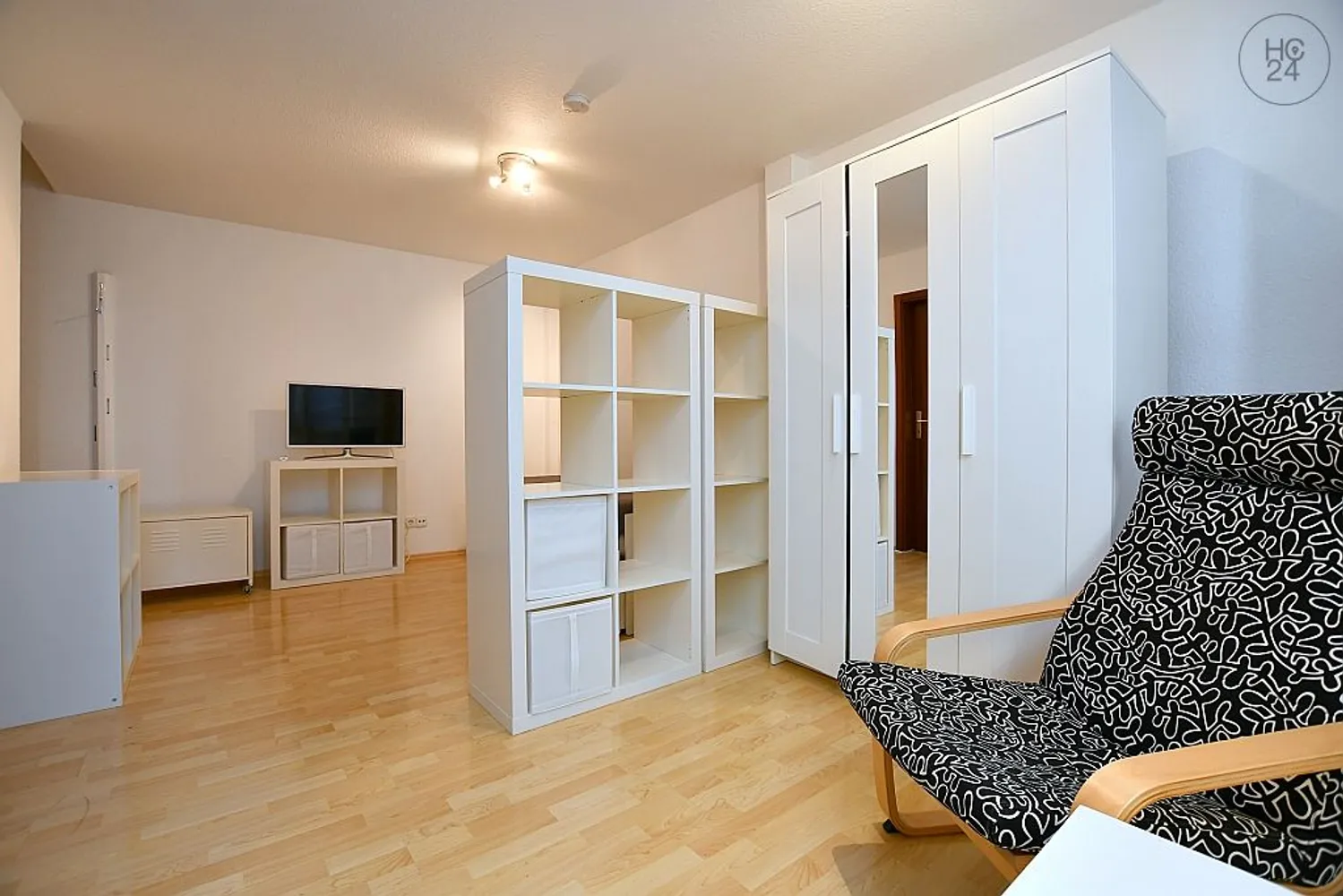 1 Zimmer Wohnung mit 28 m² in Stuttgart – Bild 2