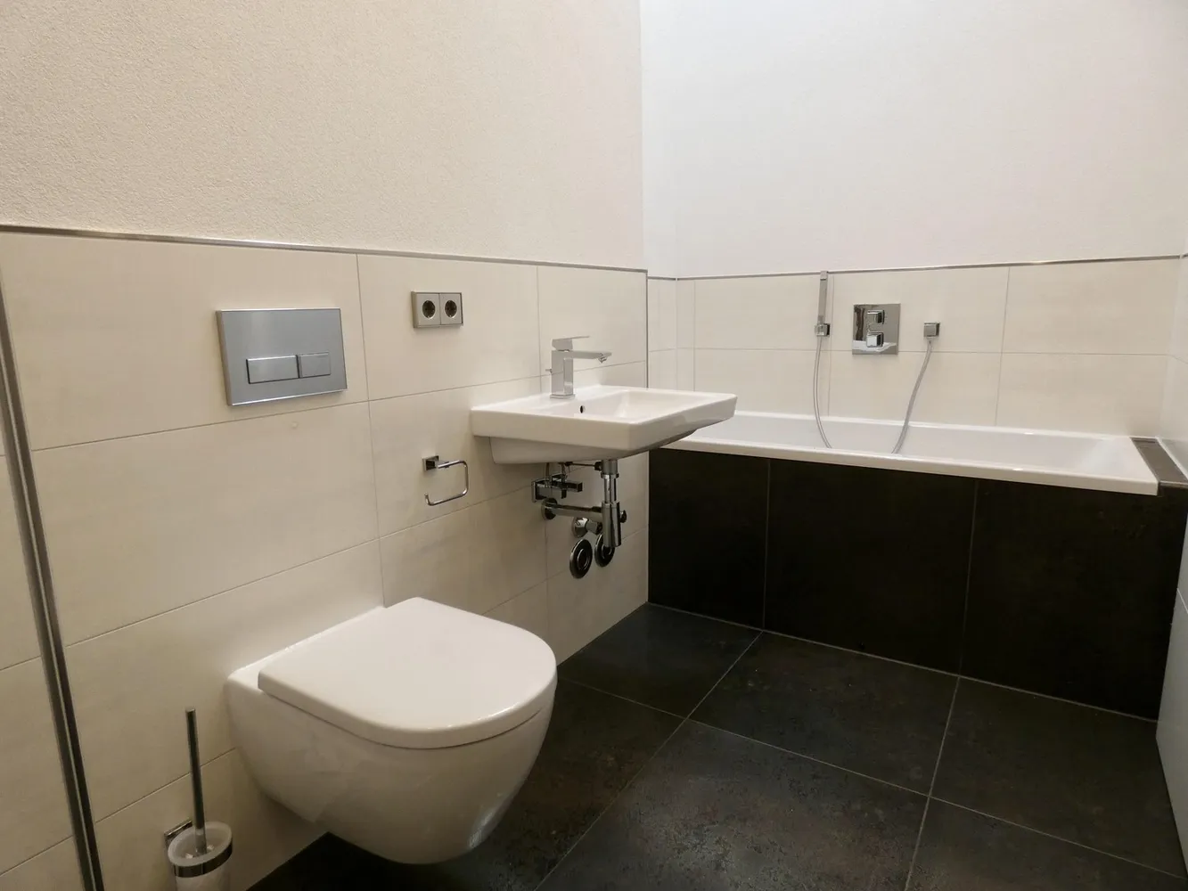 3 room apartment with 80 m² in Chemnitz – Photo 12