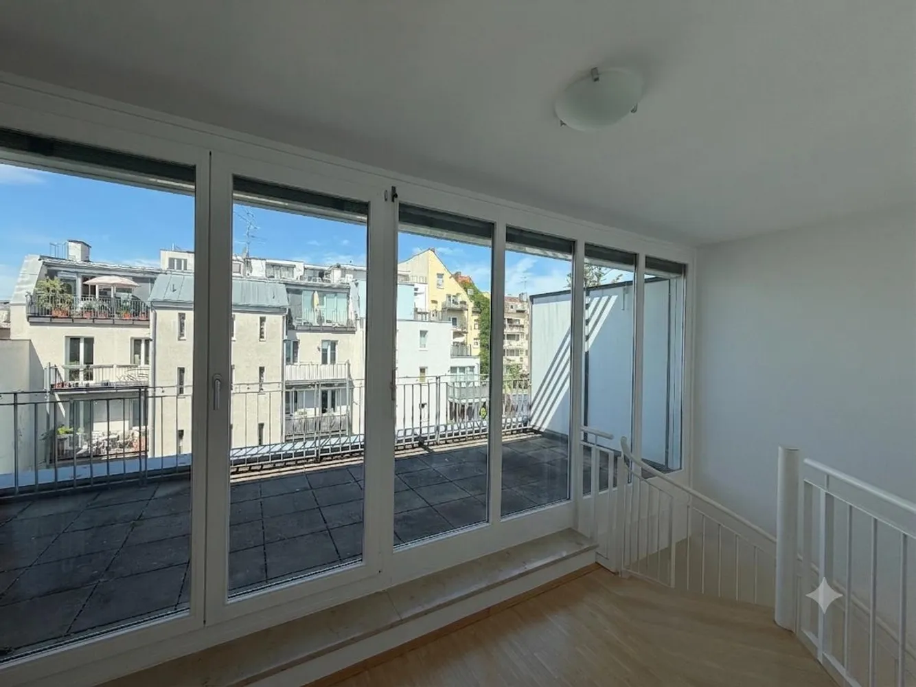 2 Zimmer Wohnung mit 72 m² in München – Bild 9