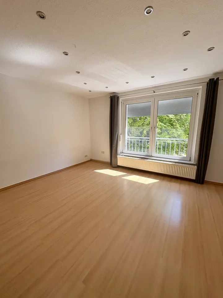3 Zimmer Wohnung mit 65 m² in Köthen – Bild 1