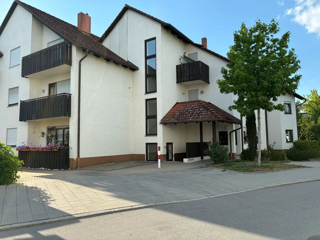 2 Zimmer Wohnung mit 66 m² in Regensburg – Bild 1