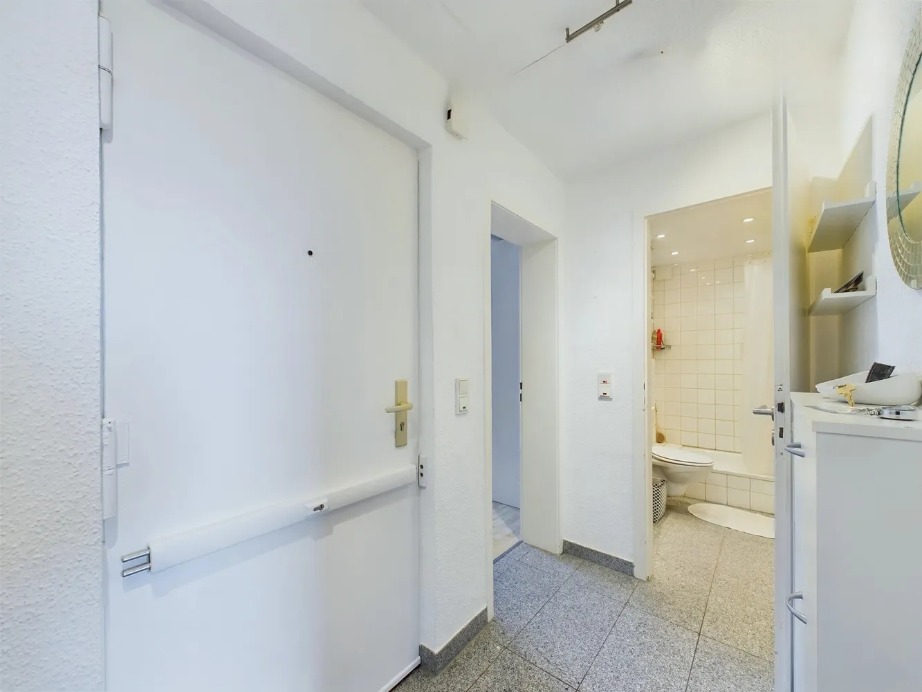 2 room apartment with 50 m² in Cologne – Photo 5