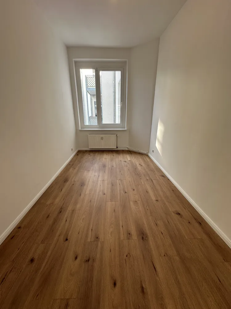 4 Zimmer Wohnung mit 121 m² in Berlin – Bild 3