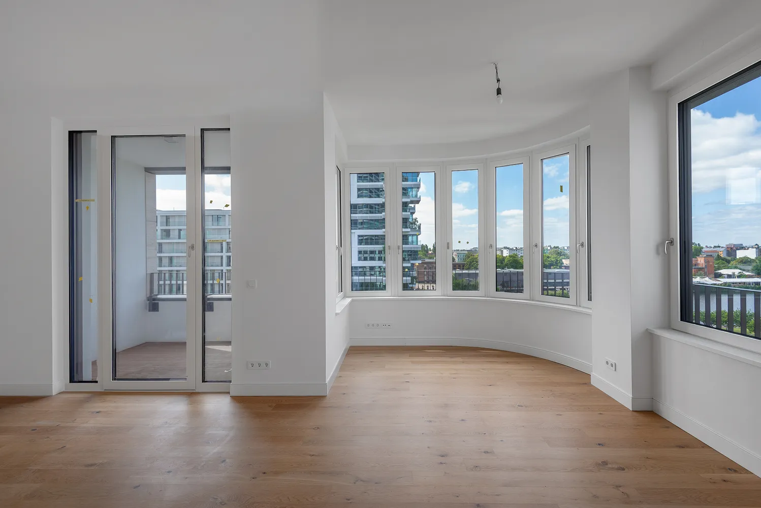 3 Zimmer Wohnung mit 94 m² in Berlin – Bild 2