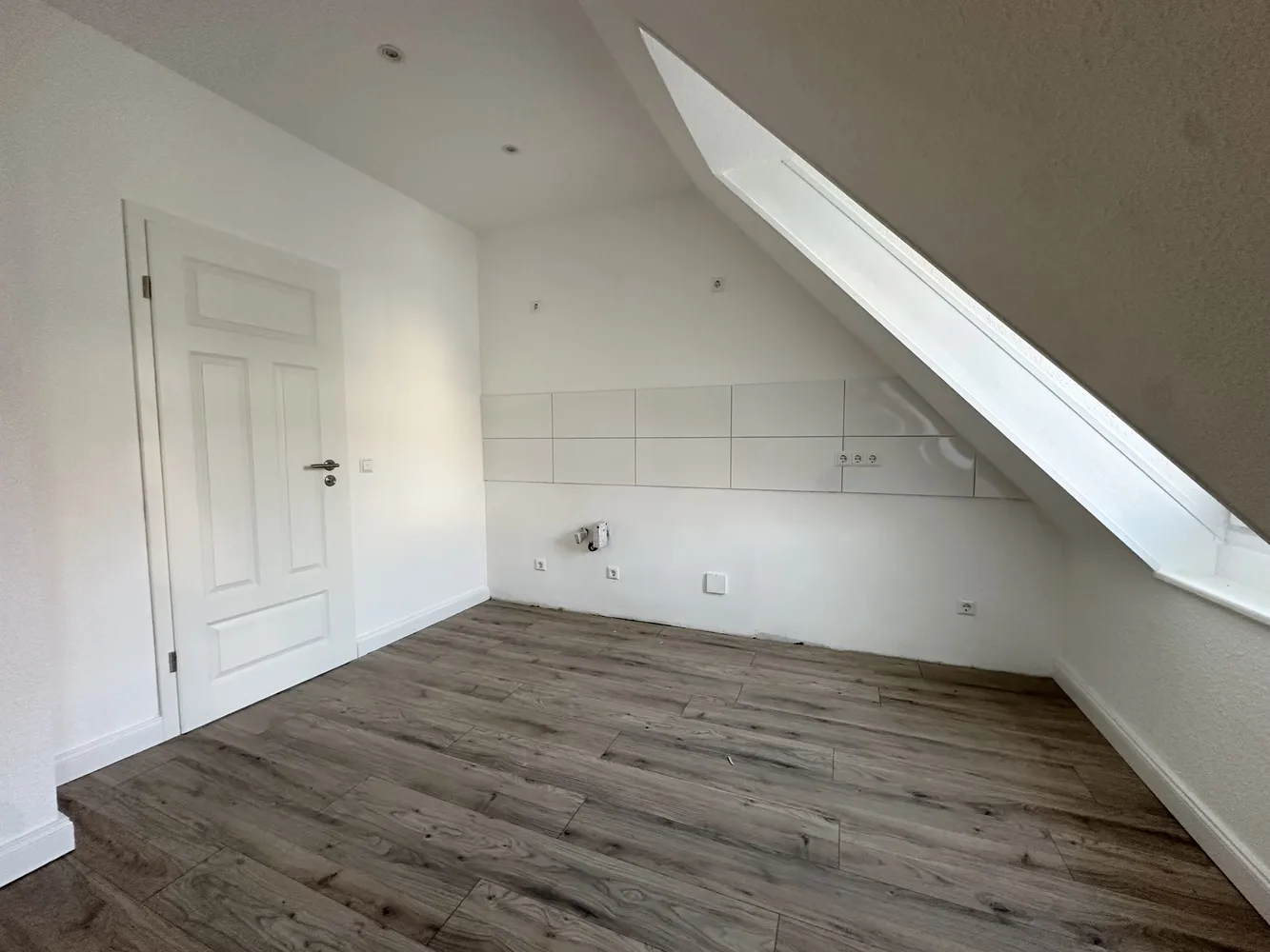 2 Zimmer Wohnung mit 33 m² in Karlsruhe – Bild 3