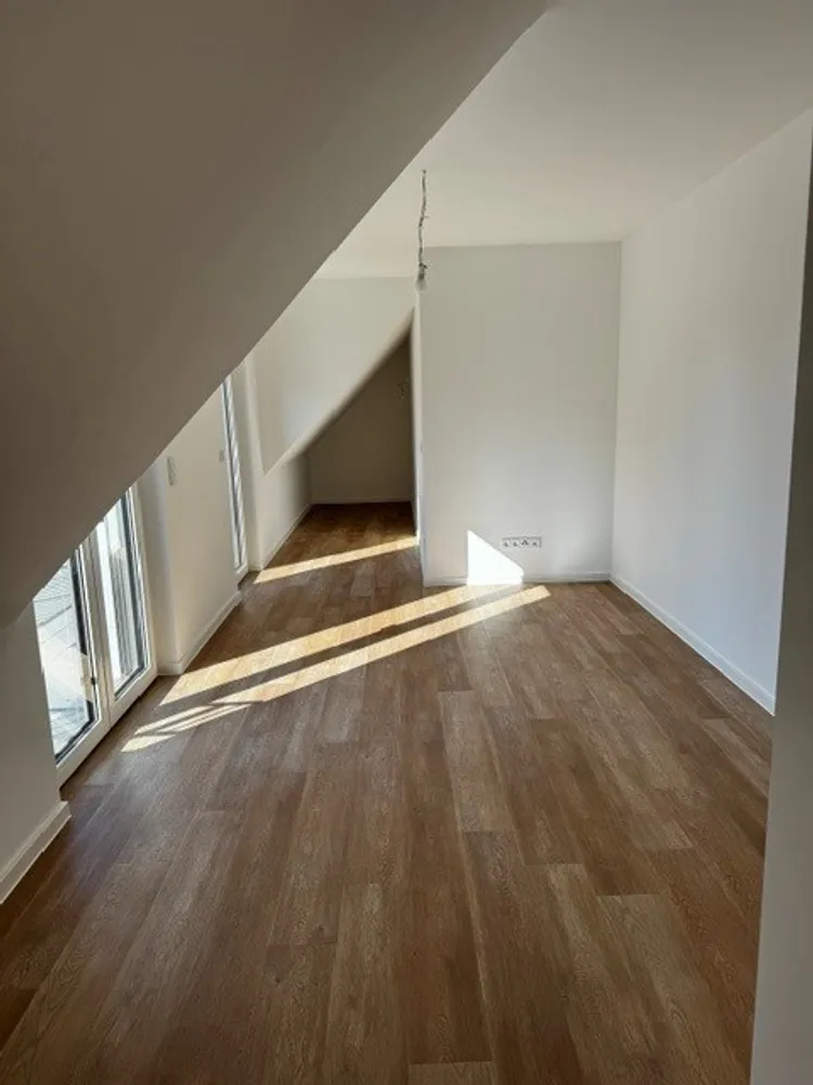 4 Zimmer Wohnung mit 135 m² in Hürth – Bild 5