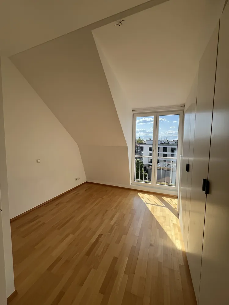 3 Zimmer Wohnung mit 110 m² in Karlsruhe – Bild 4