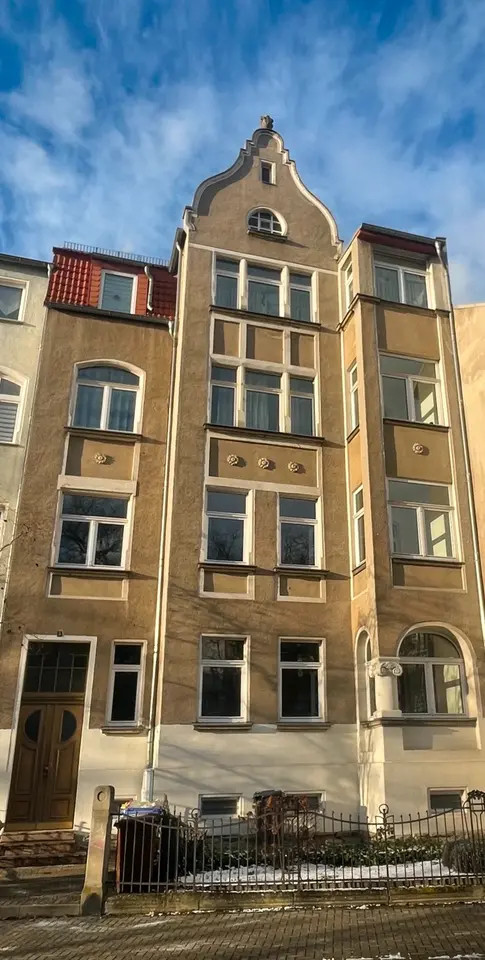 4 Zimmer Wohnung mit 90 m² in Zeitz – Bild 2
