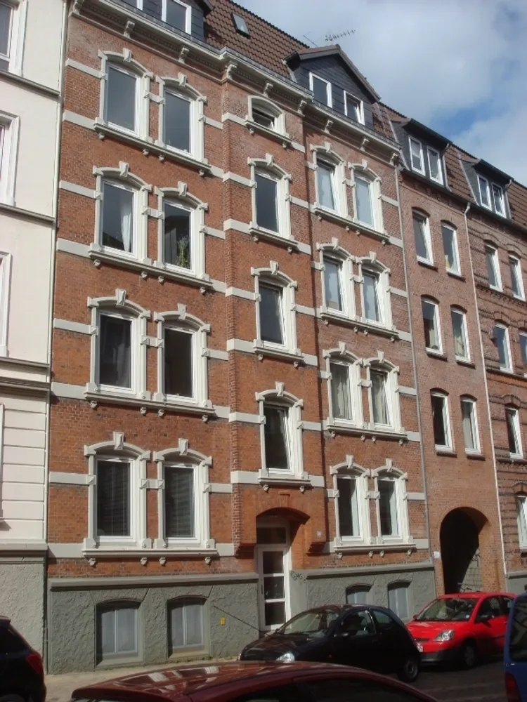 4 Zimmer Wohnung mit 95 m² in Kiel – Bild 1