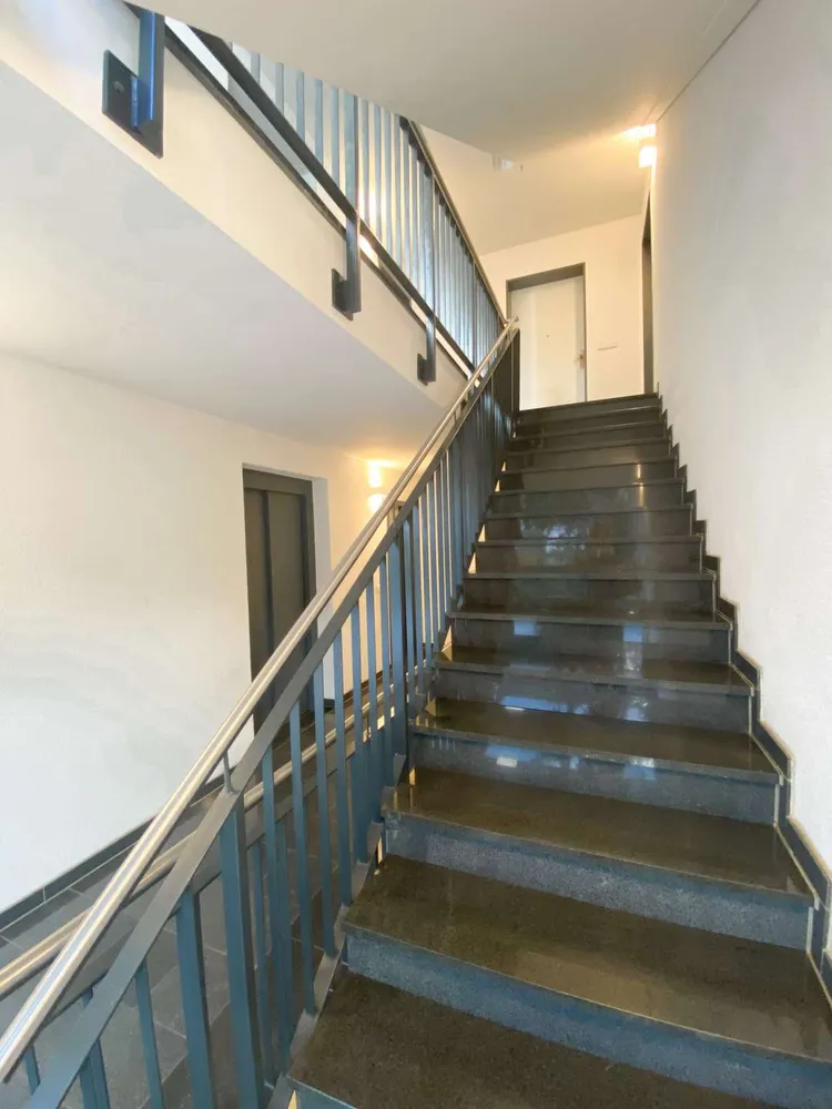 5 Zimmer Wohnung mit 150 m² in Wiesbaden – Bild 5