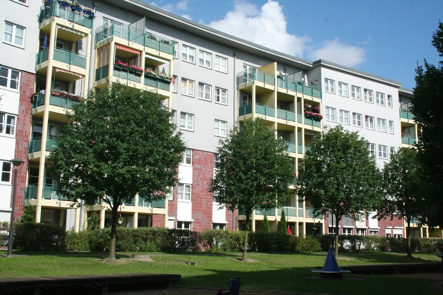 2 Zimmer Wohnung mit 68 m² in Berlin – Bild 1