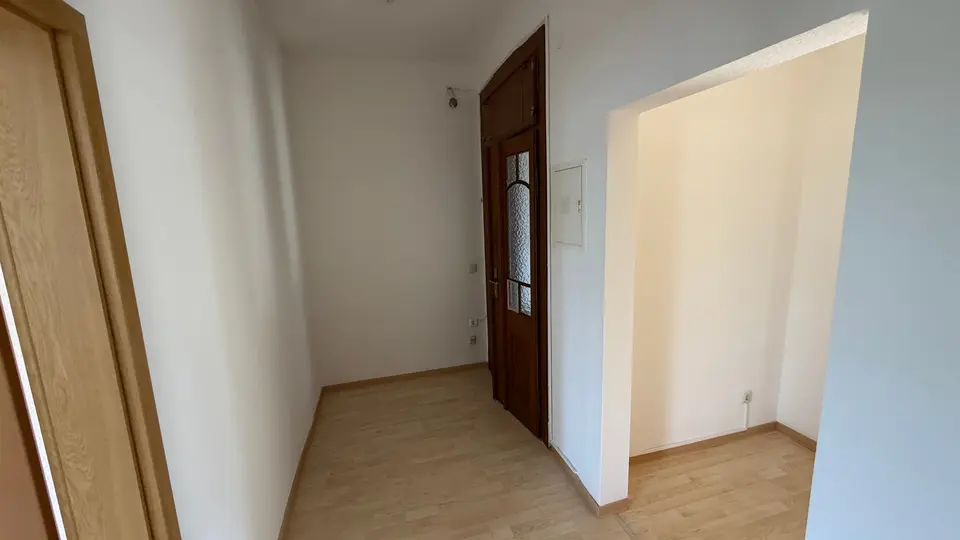 2 Zimmer Wohnung mit 44 m² in Greiz – Bild 2