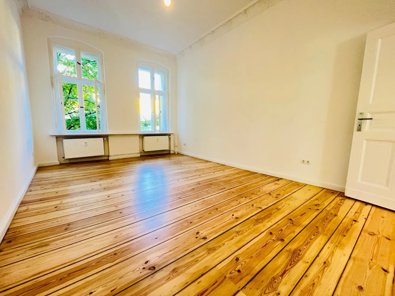 2 Zimmer Wohnung mit 86 m² in Berlin – Bild 2